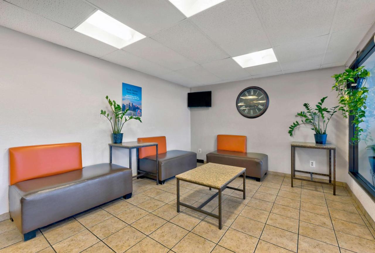 Motel 6-Oak Creek, Wi Dış mekan fotoğraf